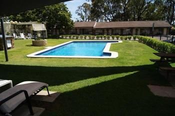 Old Maitland Inn - Hotels Melbourne 4