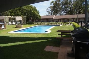 Old Maitland Inn - Hotels Melbourne 5