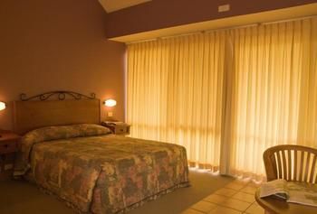 Rothbury Escape - Hotels Melbourne 1
