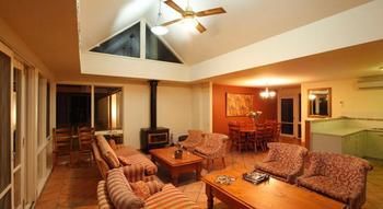 Rothbury Escape - Hotels Melbourne 22