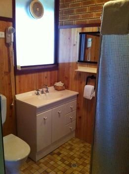 Hunter Country Lodge - Hotels Melbourne 2