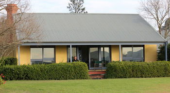 Tranquil Vale Vineyard & Cottages - Hotels Melbourne 7