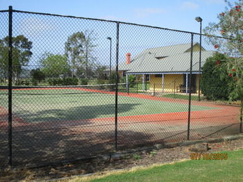 Tranquil Vale Vineyard & Cottages - Hotels Melbourne 9