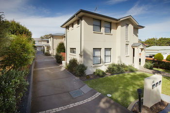 Charlestown Terrace - Hotels Melbourne 3