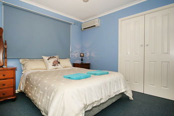 Roseland Holiday House - Hotels Melbourne 4