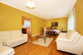 Roseland Holiday House - Hotels Melbourne 11