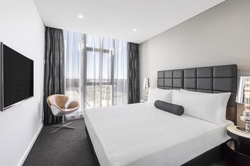 Meriton Serviced Apartments Sydney Airport - Hotels Melbourne 8