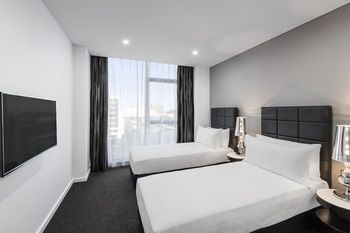 Meriton Serviced Apartments Sydney Airport - Hotels Melbourne 11