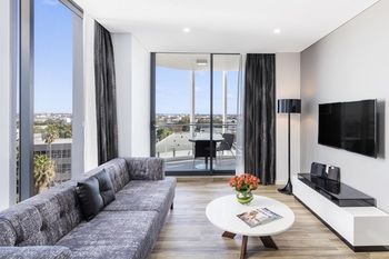 Meriton Serviced Apartments Sydney Airport - Hotels Melbourne 14