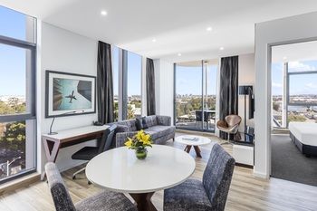 Meriton Serviced Apartments Sydney Airport - Hotels Melbourne 15