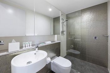 Meriton Serviced Apartments Church Street - Hotels Melbourne 5