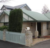 Twin Pines on Lansdowne - Hotels Melbourne