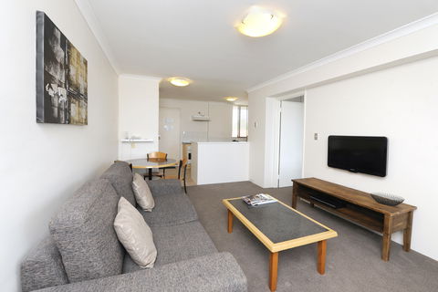 Assured Waterside Apartments - Hotels Melbourne 4