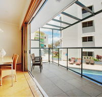 Rolling Surf Resort - Hotels Melbourne