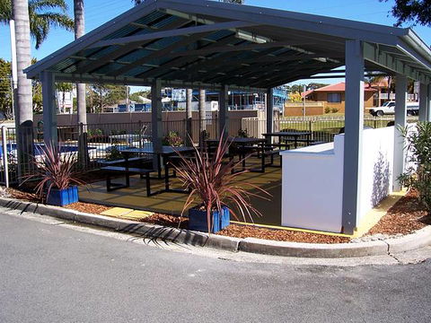 Tuncurry Beach Motel - Hotels Melbourne 4