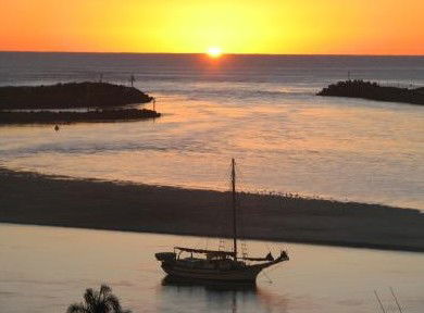 Sunrise Tuncurry Apartments - Hotels Melbourne 2