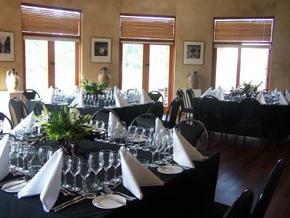 Tuscany Wine Estate - Hotels Melbourne 3