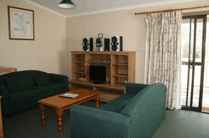 Twin Trees Country Cottages - Hotels Melbourne 2