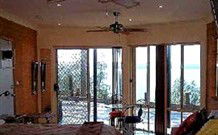 Silverwaters B And B Waterfront Apartments - Hotels Melbourne 0
