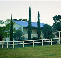 Milford Country Cottages - Hotels Melbourne