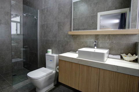 Lakes And Ocean Hotel - Hotels Melbourne 9