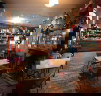 Victoria Hotel Moonan Flat - Hotels Melbourne
