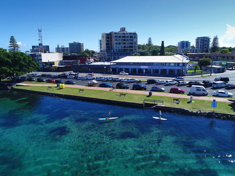 Lakes And Ocean Hotel - Hotels Melbourne 0