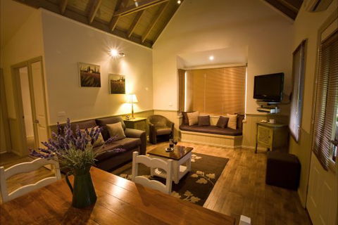 Autumn Abode Cottages - Hotels Melbourne 5