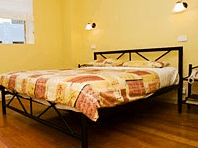 Montgomery's Private Hotel & YHA - thumb 2