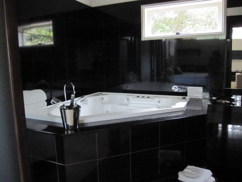Arusha B&B Retreat - Hotels Melbourne 0