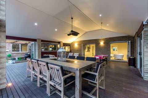 La Bella Vita - Hotels Melbourne 5