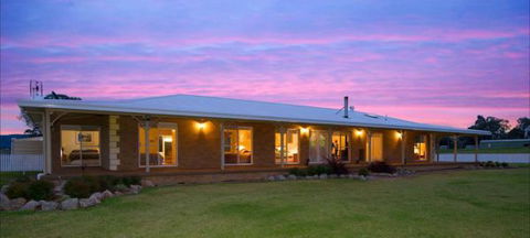 Pokolbin Farm Stay - Hotels Melbourne 1