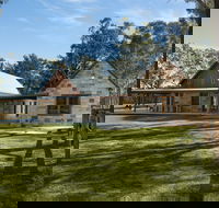 Enzo Cottage - Craftsmen Built Luxury Cottage - Hotels Melbourne