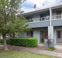 Honeysuckle Townhouses - Hotels Melbourne
