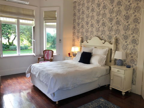 Russley Rural Retreat - Hotels Melbourne 1