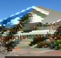 Tuckerbox Motor Inn - Hotels Melbourne