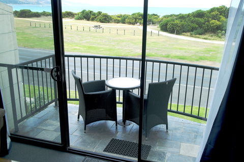 Apollo Bay Waterfront Motor Inn - Hotels Melbourne 1