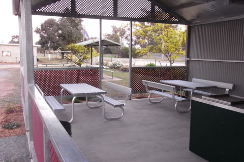 Ariah Park Camping Ground - Hotels Melbourne 0