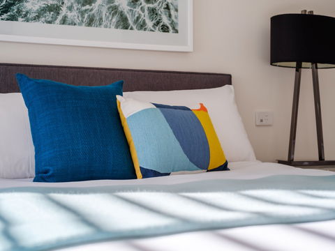 ArtHouse Freycinet - Hotels Melbourne 2