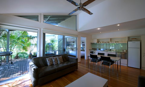 Mobys Beachside Retreat - Hotels Melbourne 2