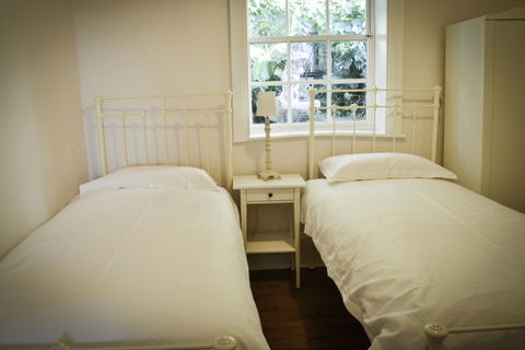 Surgeons Cottage - Hotels Melbourne 5