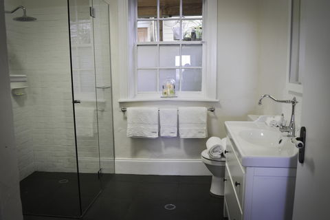 Surgeons Cottage - Hotels Melbourne 6