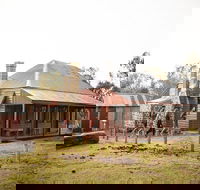 The Pines Cottage - Hotels Melbourne