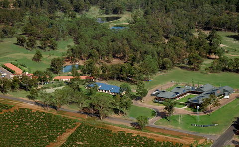 Estate Tuscany - Hotels Melbourne 2