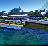 Lakes and Ocean Hotel