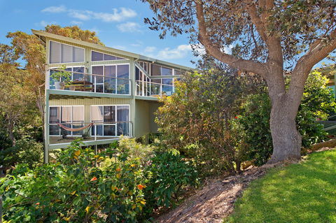 Arty Beach House At Lighthouse Beach - Hotels Melbourne 0