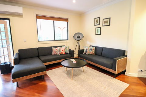 Lumeah House - Hotels Melbourne 1