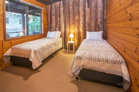 Yallingup Beach House - Hotels Melbourne 2