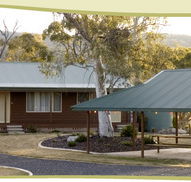 Snowy Mountains Alpine Cottages - Hotels Melbourne