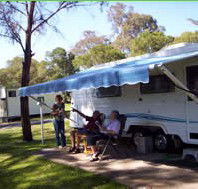 Bega Caravan Park - Hotels Melbourne